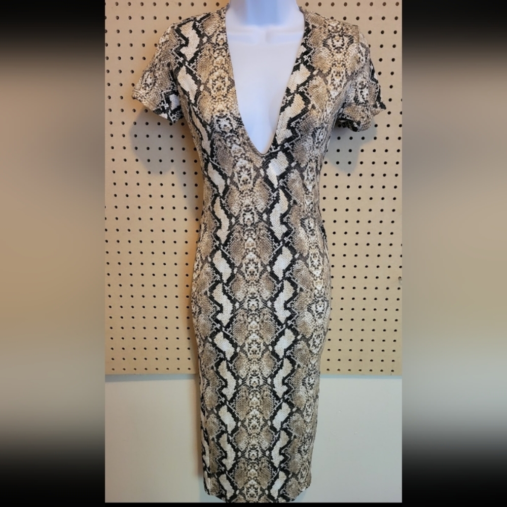 Chic V-Neck Snake Print Midi Dress